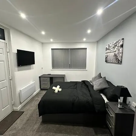 Luxurious 2 Bedroom Flat Beeston Hill Extérieur photo